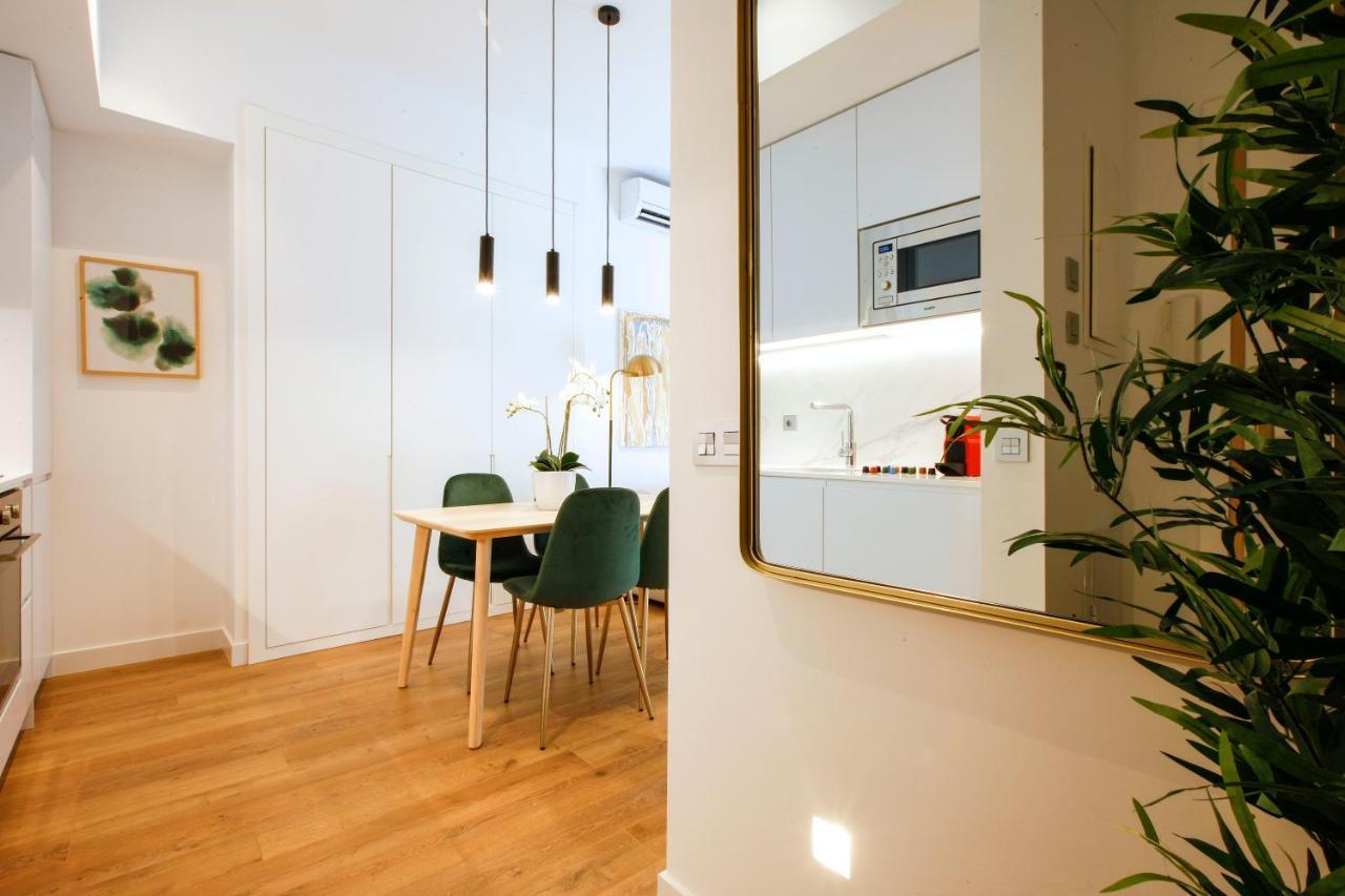 Tirso Suite มาดริด ภายนอก รูปภาพ