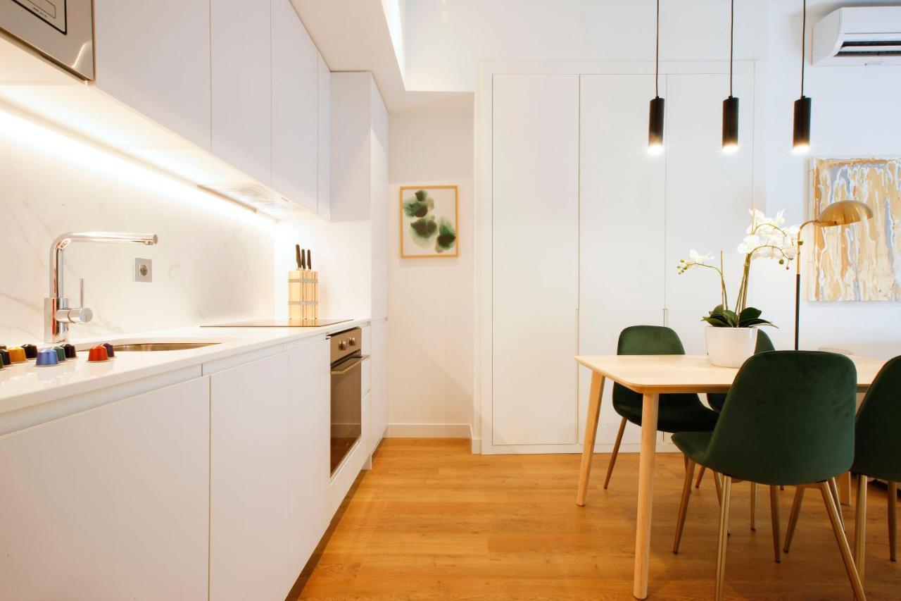 Tirso Suite มาดริด ภายนอก รูปภาพ